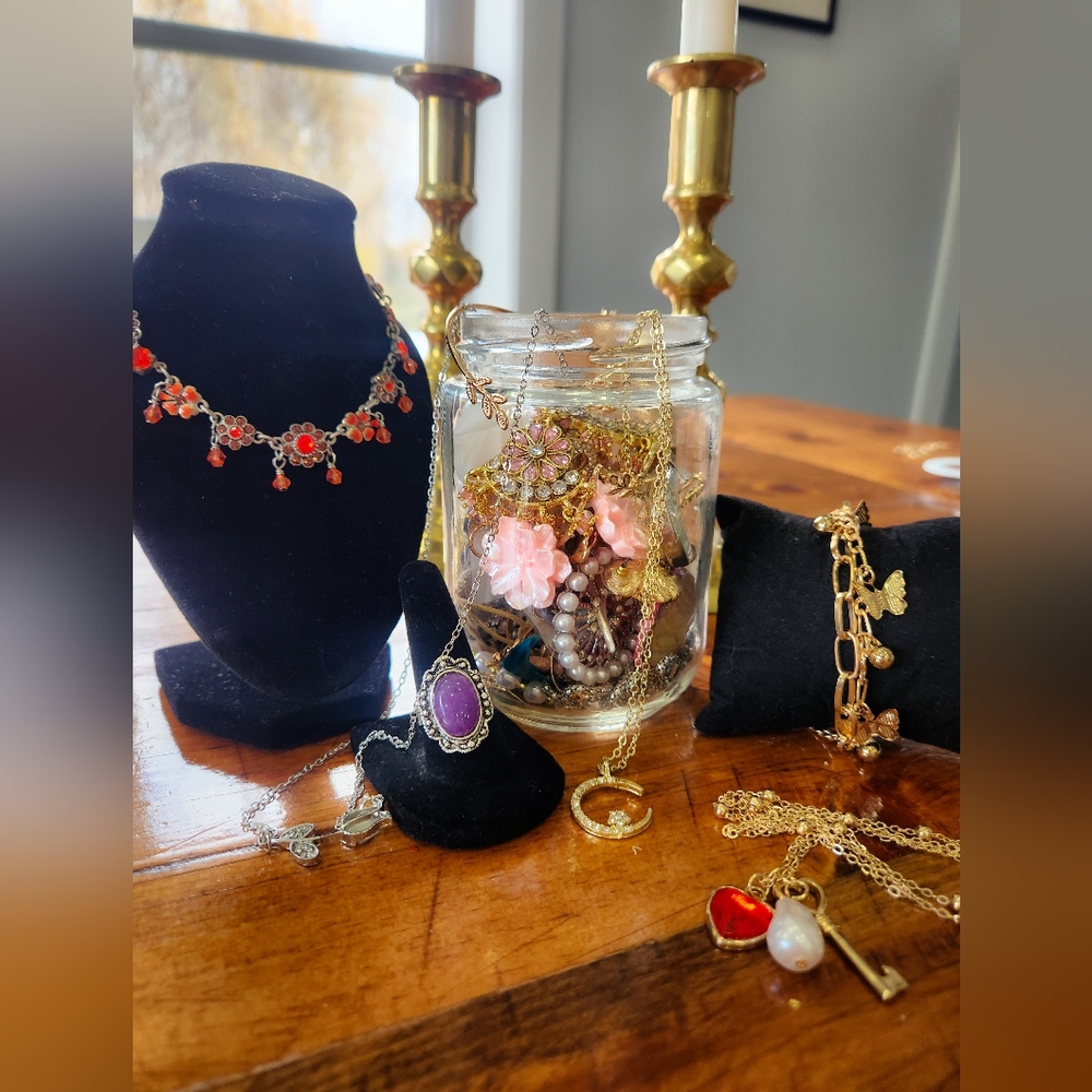 Mystery Jewelry Jar - Whimsical Theme